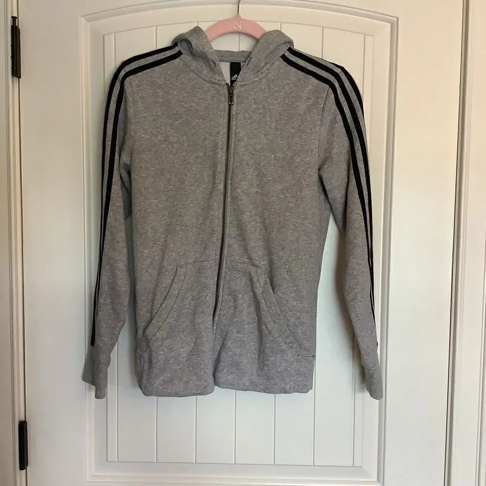 Adidas Gray Zip Up Hoodie 🧢‎
